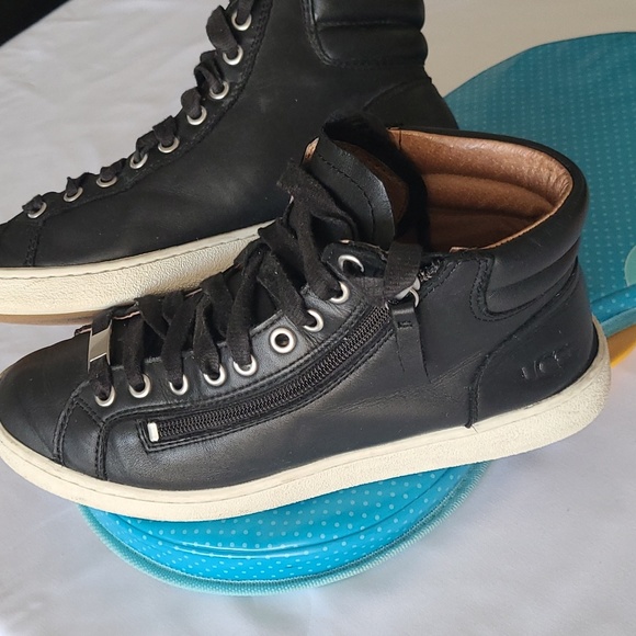 UGG sneakers - Picture 2 of 13